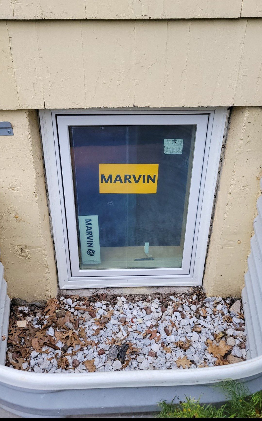 MARVIN
MARVIN O
